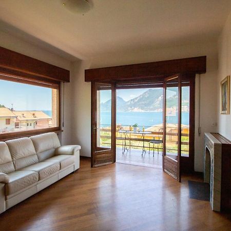 Villa Diana - Terrazza Sul Lago Assenza di Brenzone Eksteriør bilde