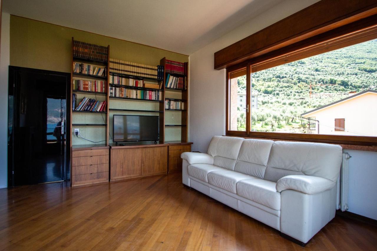 Villa Diana - Terrazza Sul Lago Assenza di Brenzone Eksteriør bilde